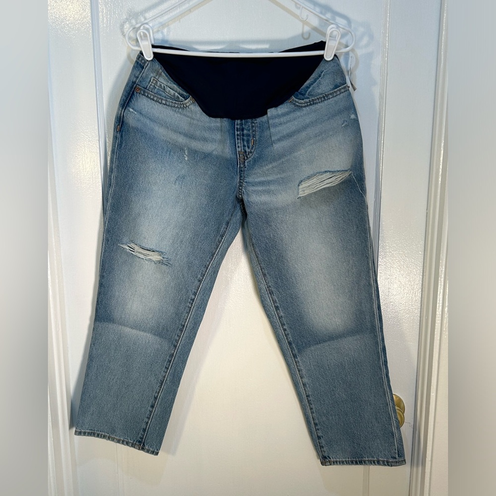 Old Navy Women's Maternity Jeans Six Short Slouchy Straight Leg Distressed NWT